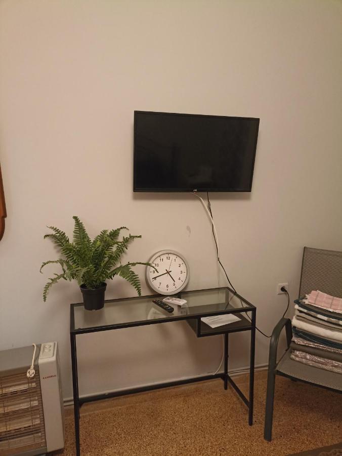 Airport City Center Appartement Artemida  Buitenkant foto