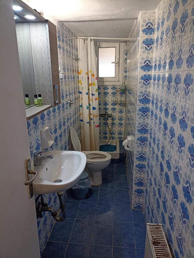 Airport City Center Appartement Artemida  Buitenkant foto